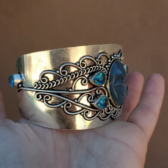 New Carved Goddess Face Blue Quartz 925 Silver Bracelet. - Picture 7 of 10